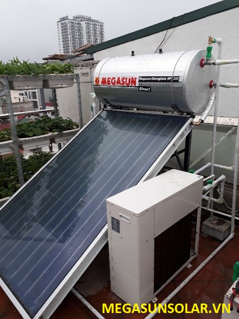 máy nước nóng năng lượng mặt trời dạng tấm phẳng
