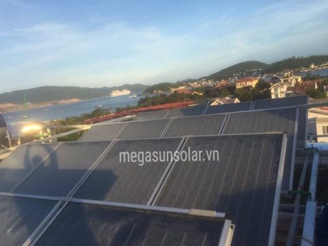 Bơm nhiệt kết hợp năng lương mặt tròi