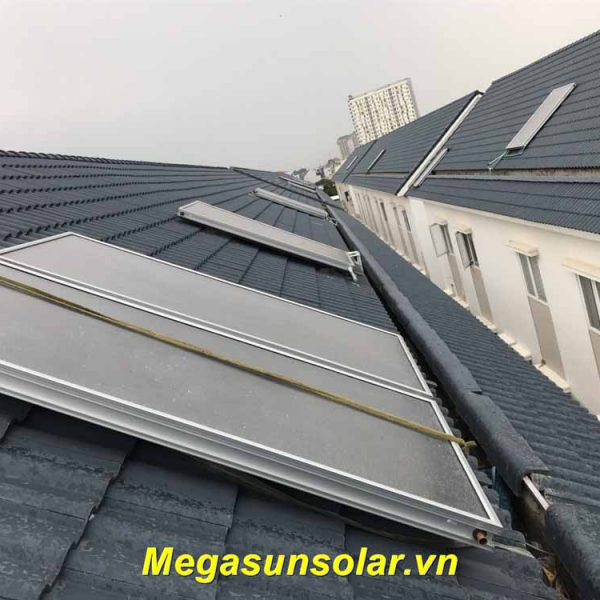 binh-nang-luong-mat-troi-dang-tam-megasun-mgs-300ca-tr-2