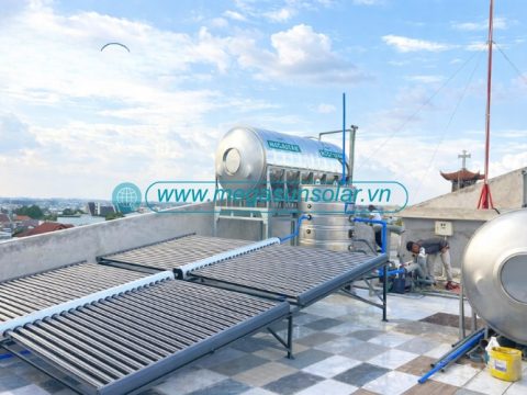 Hệ thống nước nóng năng lượng mặt trời Megasun 1000L